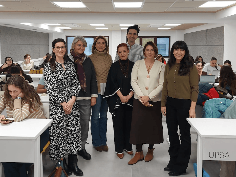 La UPSA analiza las necesidades nutricionales de la mujer en las diferentes etapas de la vida