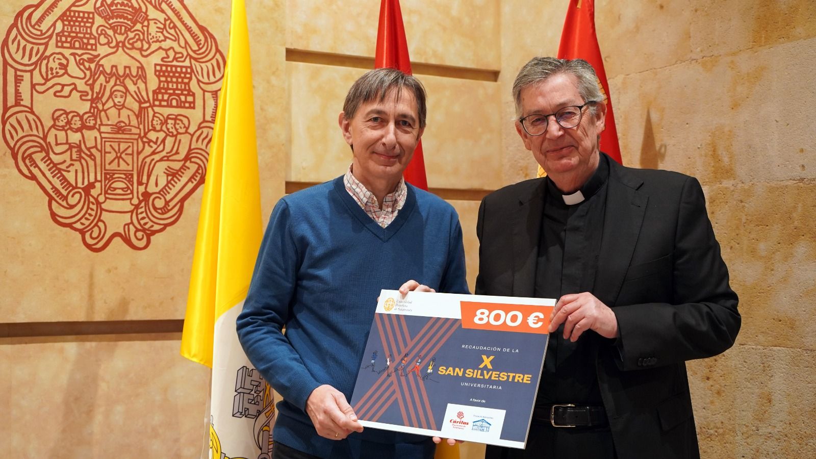 Entregada a Cáritas la donación recaudada de la X San Silvestre Universitaria 2025