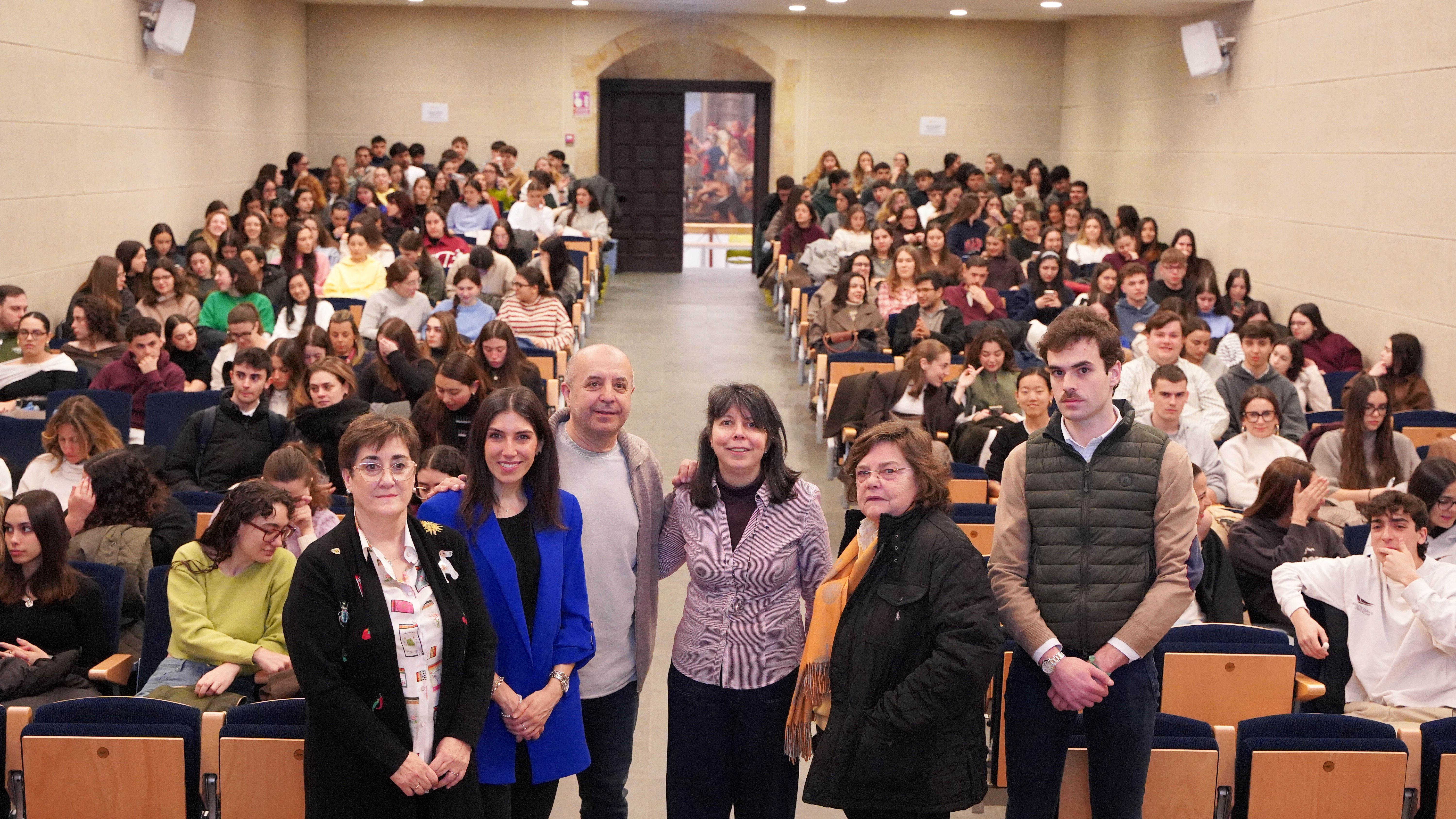  Jornada sobre el cuidado en pacientes oncohematológicos y paliativos, en las fiestas de Enfermería de la UPSA