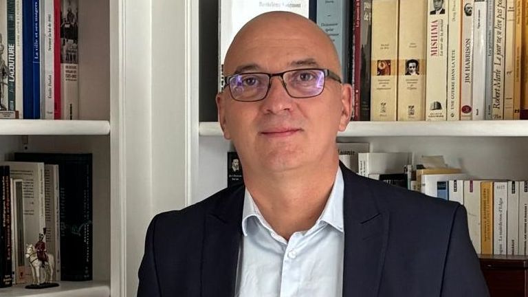 Loïc Roche: “La comunicación interna en las universidades exige canales de comunicación claros, bidireccionales y transparentes”