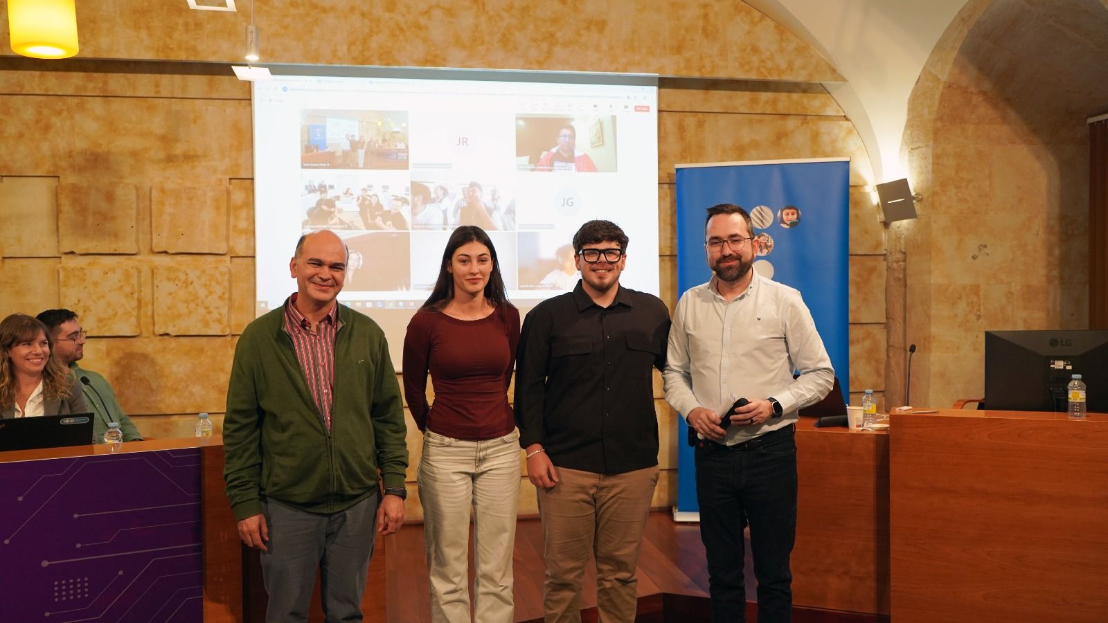 Hackhaton 2025. Premios 2.jpeg