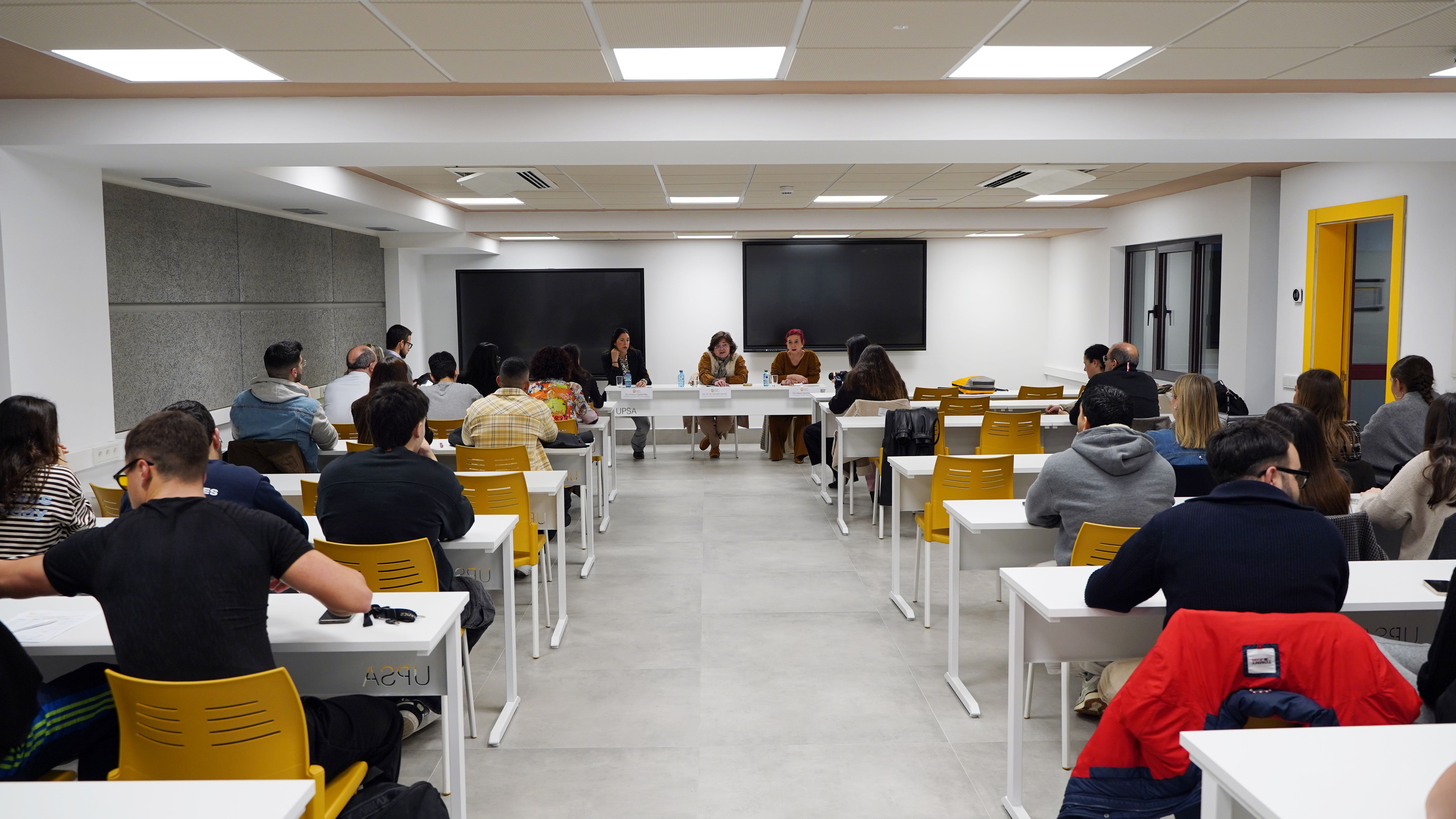 La correlación entre la nutrición y el deporte centra las primeras jornadas, celebradas en el GSR de la UPSA