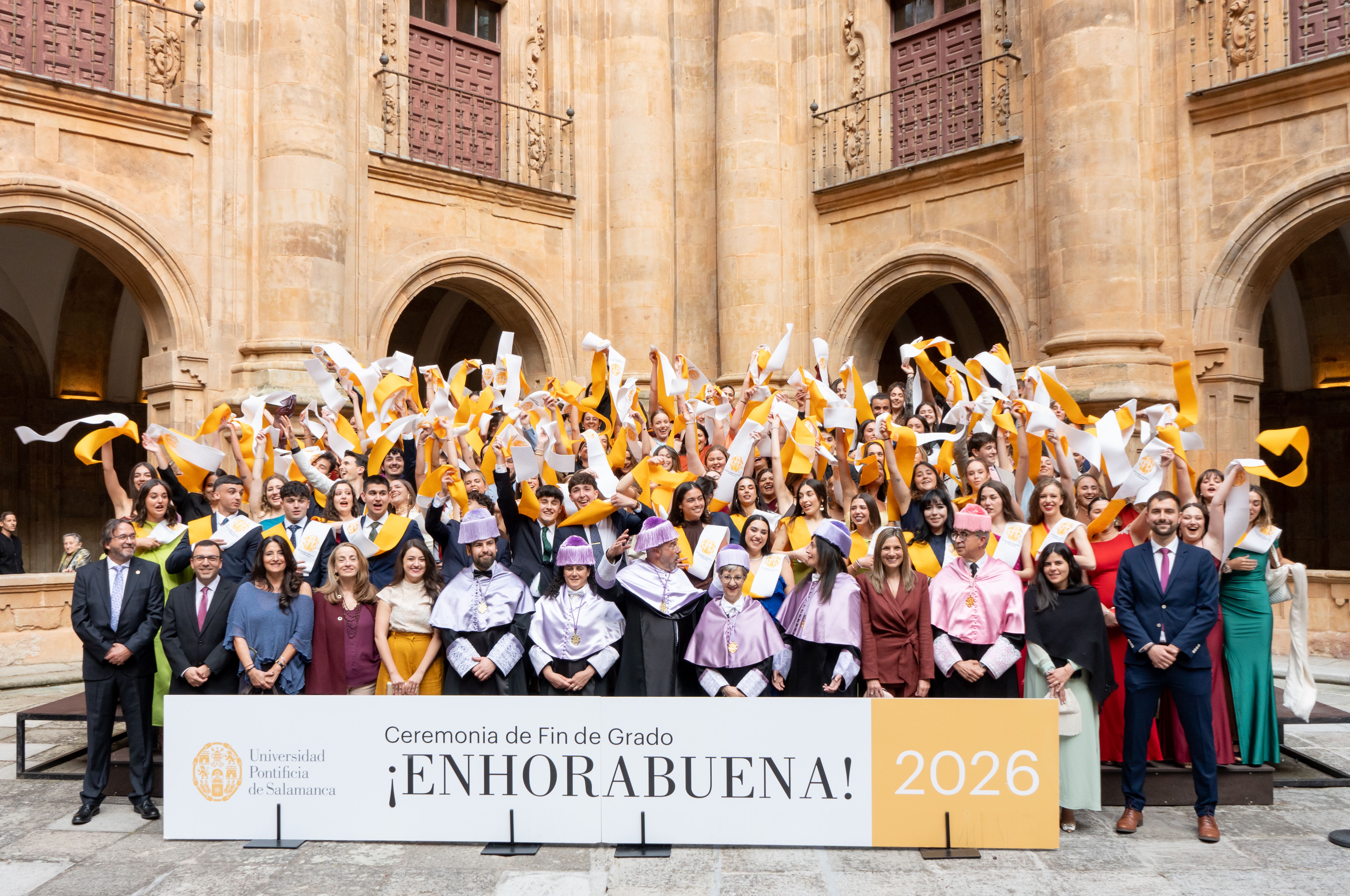 Los estudiantes de las Facultades de Psicología, Educación e Informática celebran sus ceremonias de Fin de Grado
