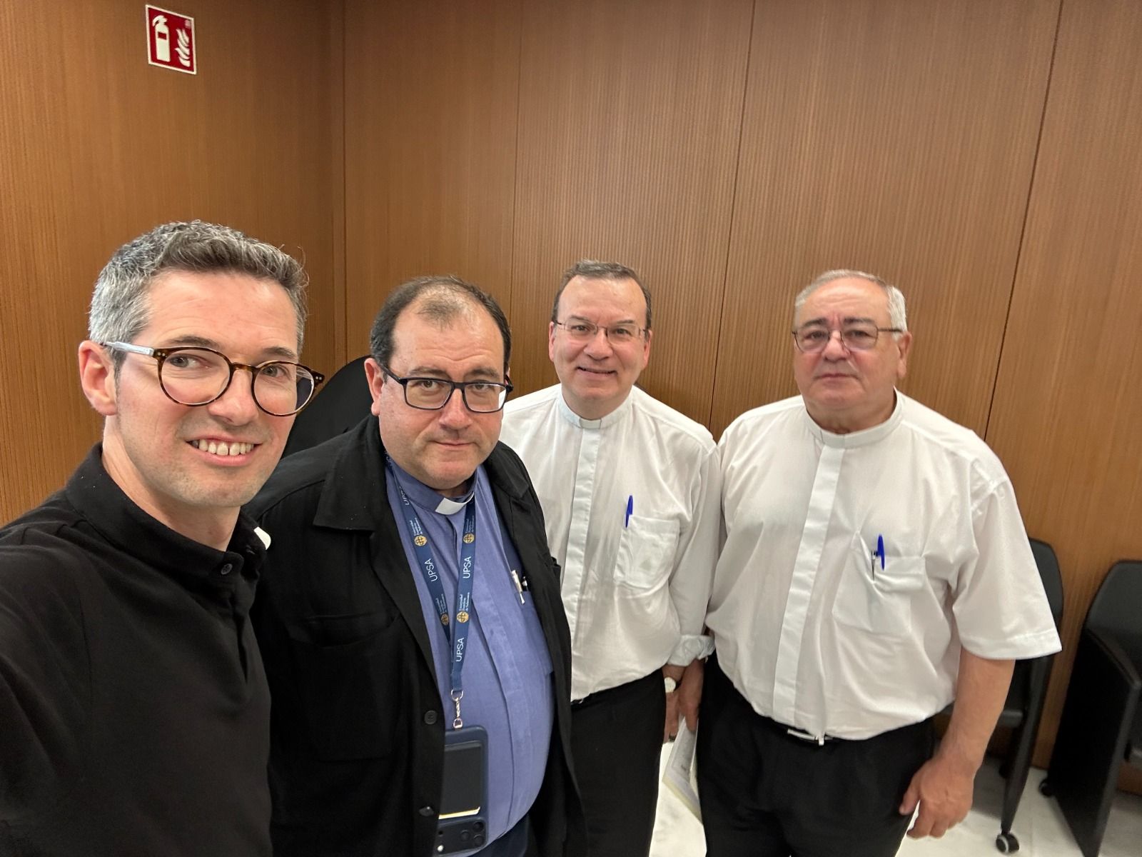 El decano y el vicedecano de la Facultad de Teología participan en el XXIX Encuentro de obispos y teólogos celebrado en Madrid