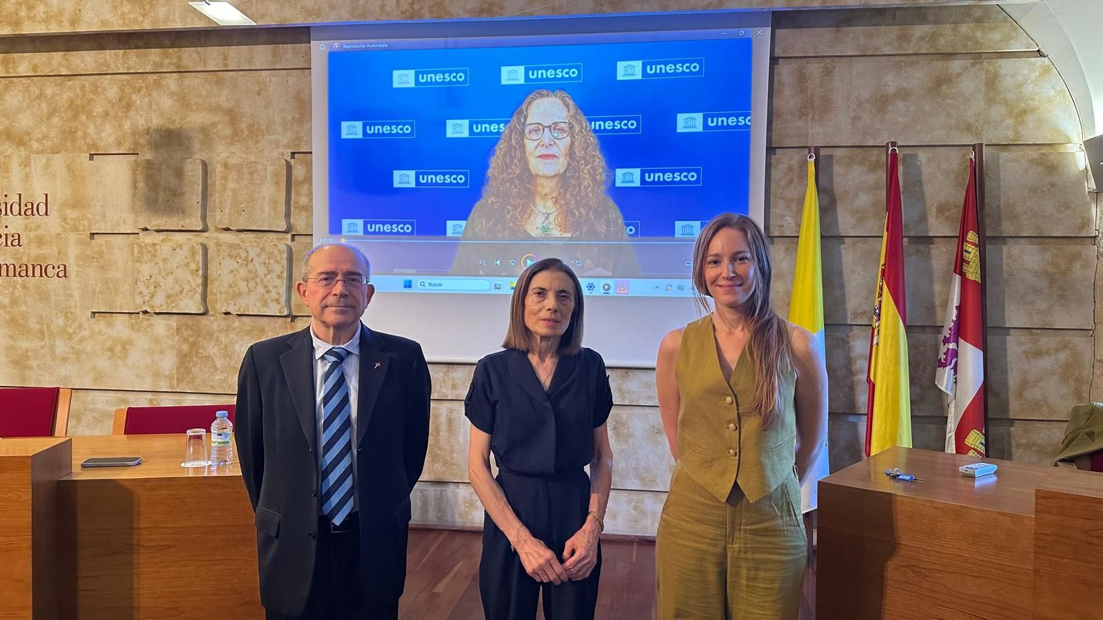 La copresidenta de Women4Ethical AI de la UNESCO, Dafna Feinholz, inaugura el Summer School sobre Gobernanza Ética de la IA